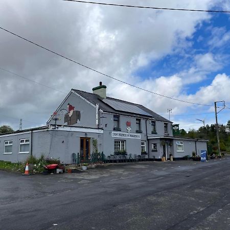 Prince Of Wales Inn Rhymney Buitenkant foto