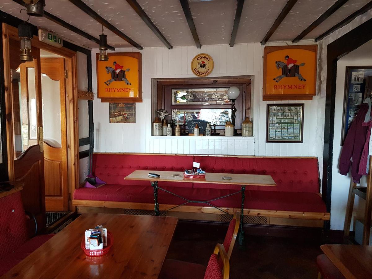 Prince Of Wales Inn Rhymney Buitenkant foto