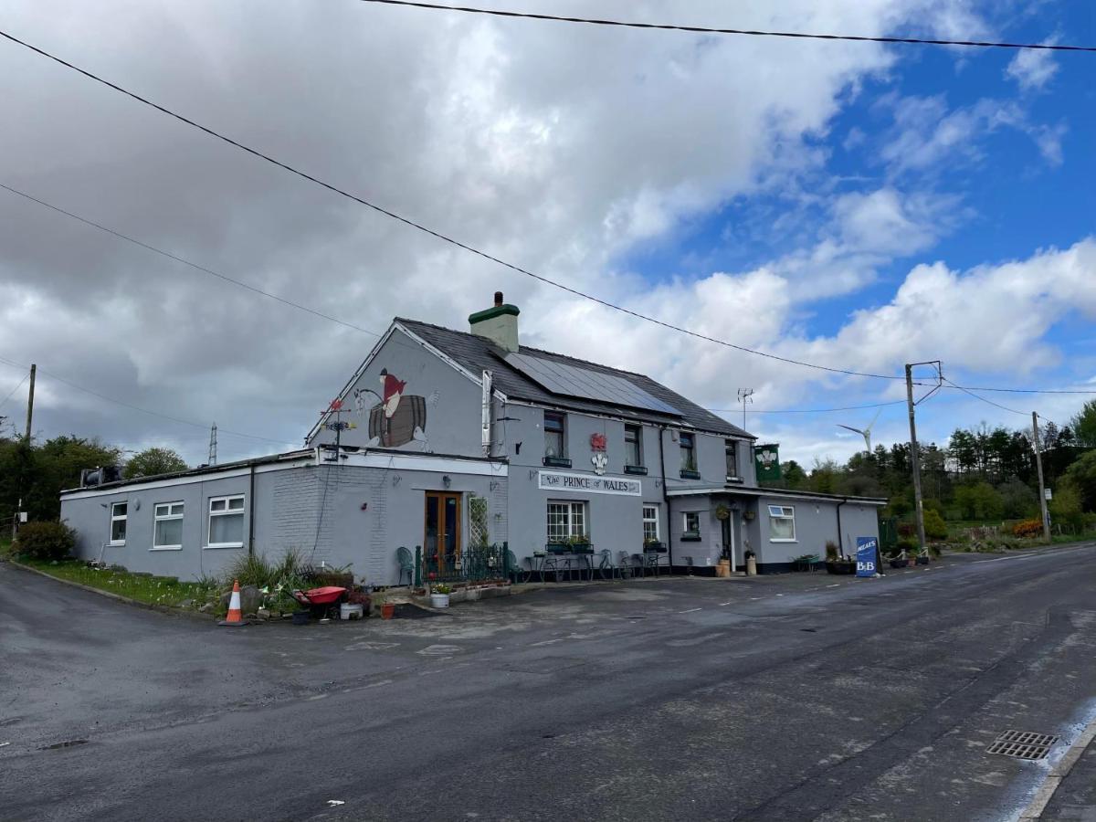 Prince Of Wales Inn Rhymney Buitenkant foto